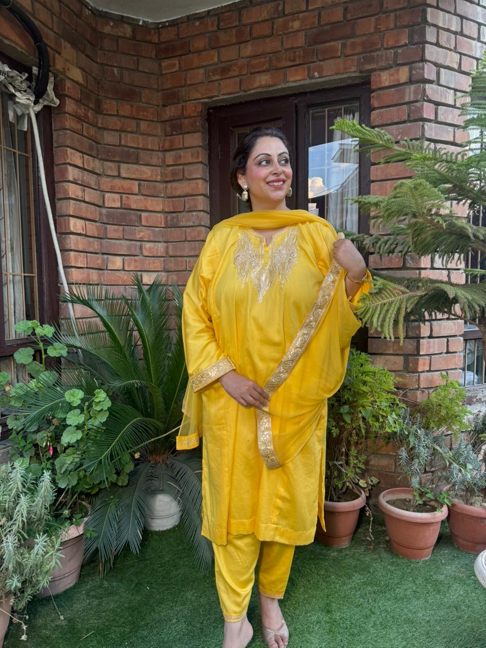 3-Piece yellow Pheran Set with Hand Tilla and Complementary Lace