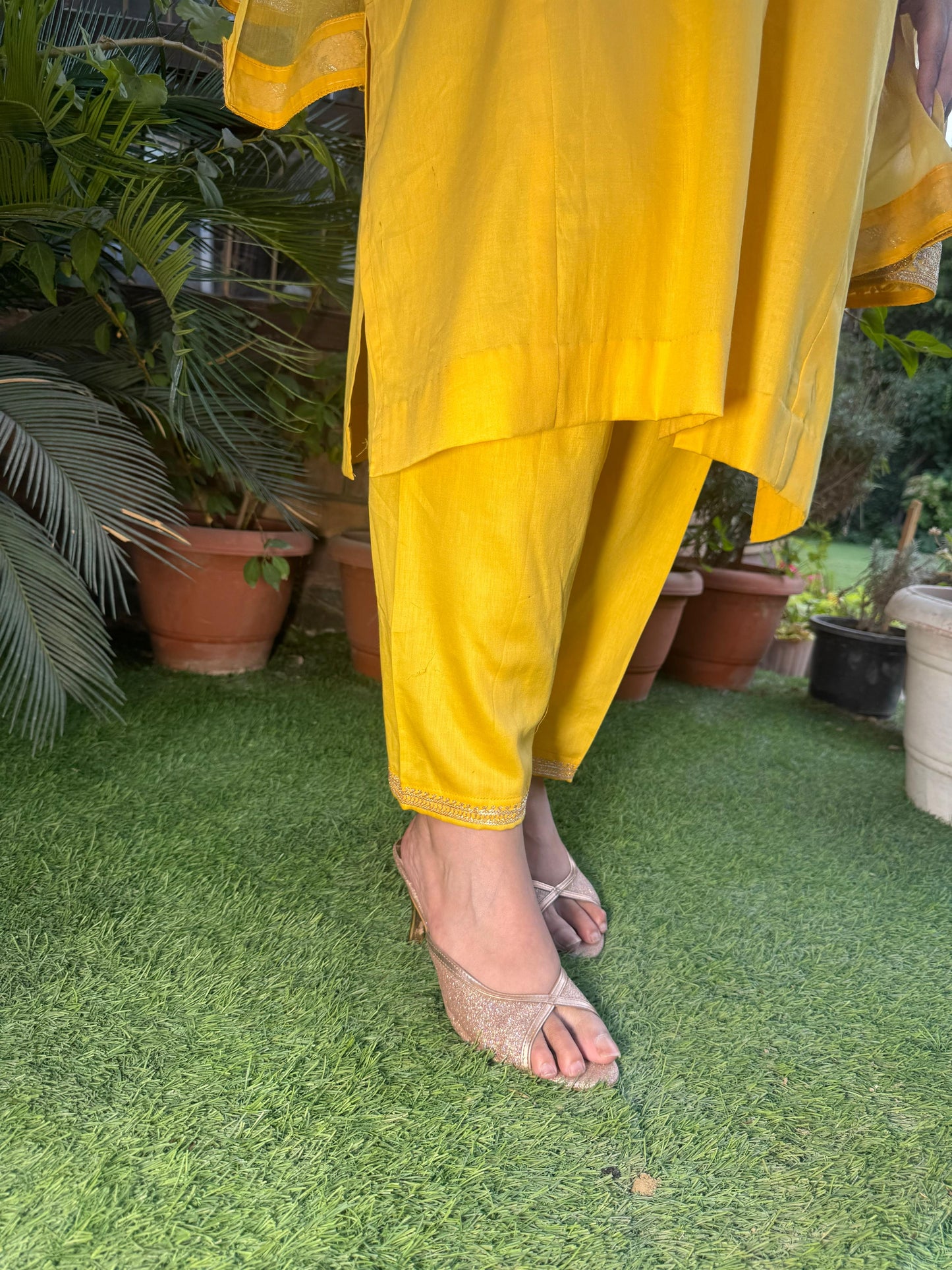 3-Piece yellow Pheran Set with Hand Tilla and Complementary Lace