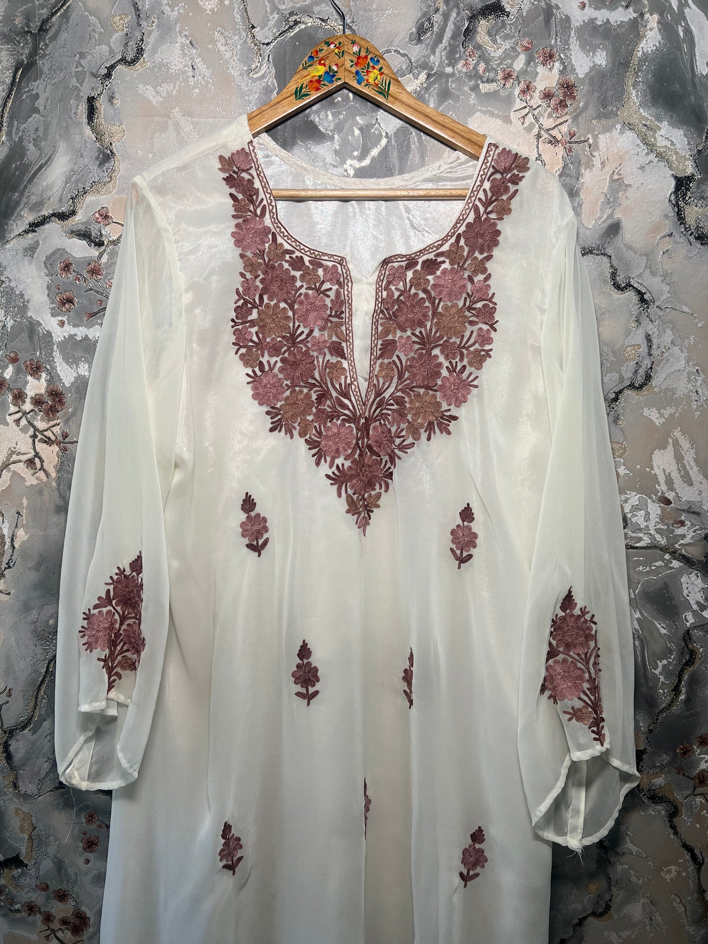 3-Piece white Suit with beautiful Aari work on shirt and dupatta