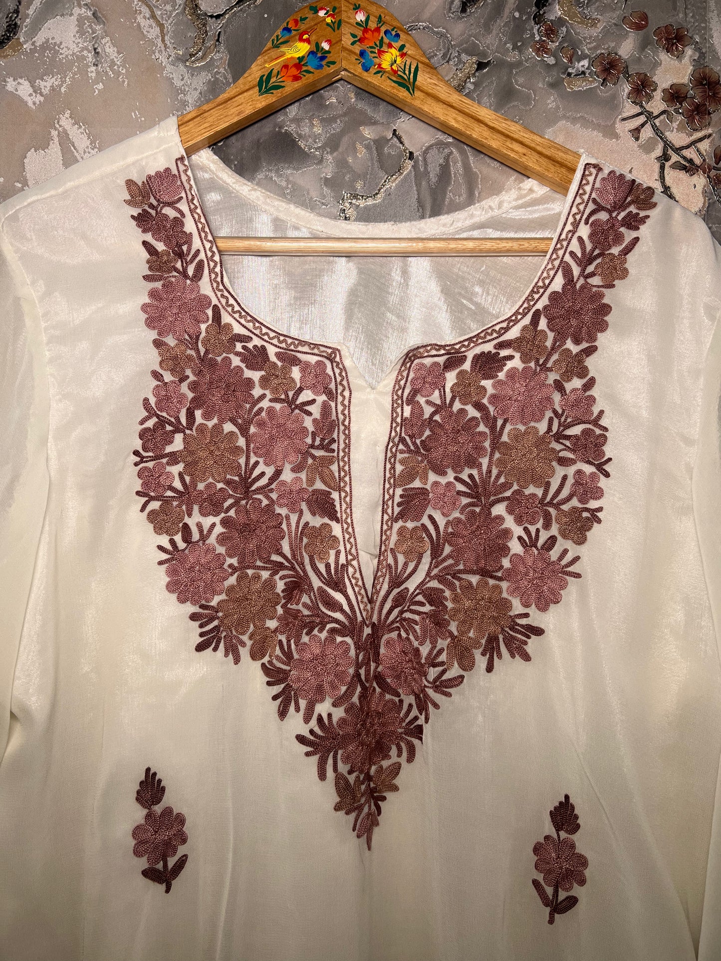 3-Piece white Suit with beautiful Aari work on shirt and dupatta