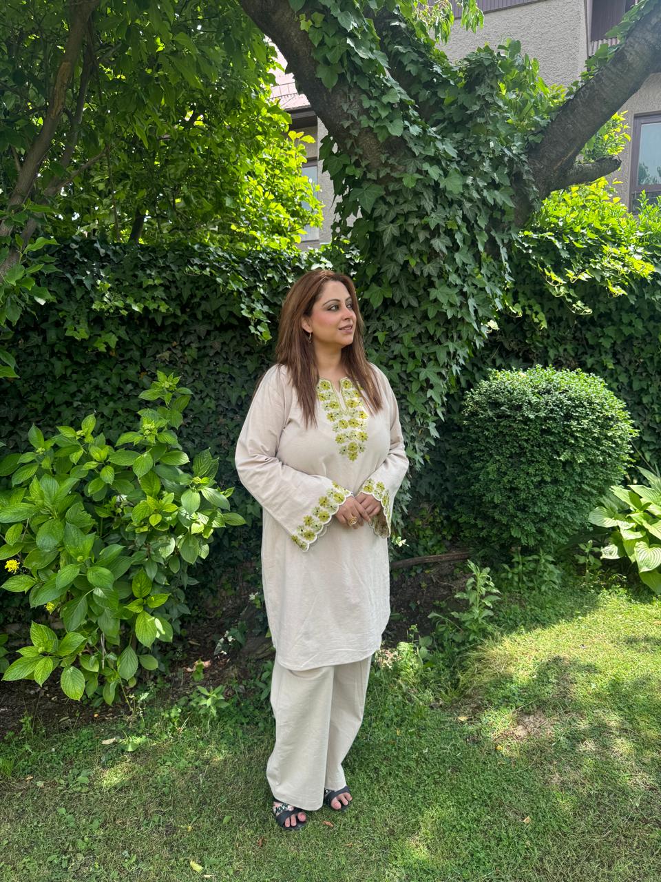 2-Piece Beige Aari Co-Ord Set with Green Floral Scalping Work