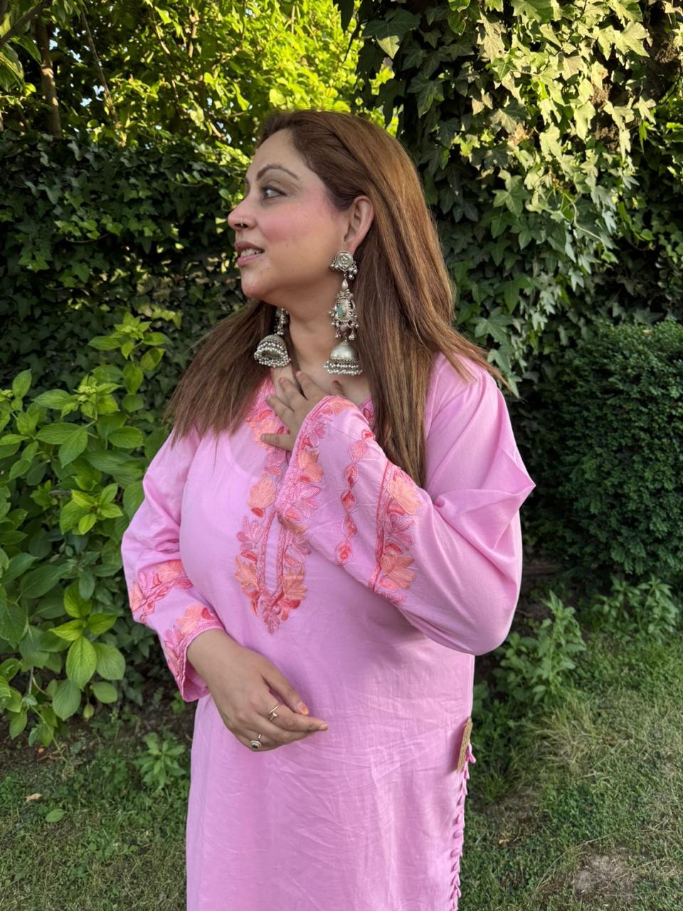 2-Piece Bubblegum Pink Aari Suit with Sleeve Panel Work & Side Slit Button Detailing