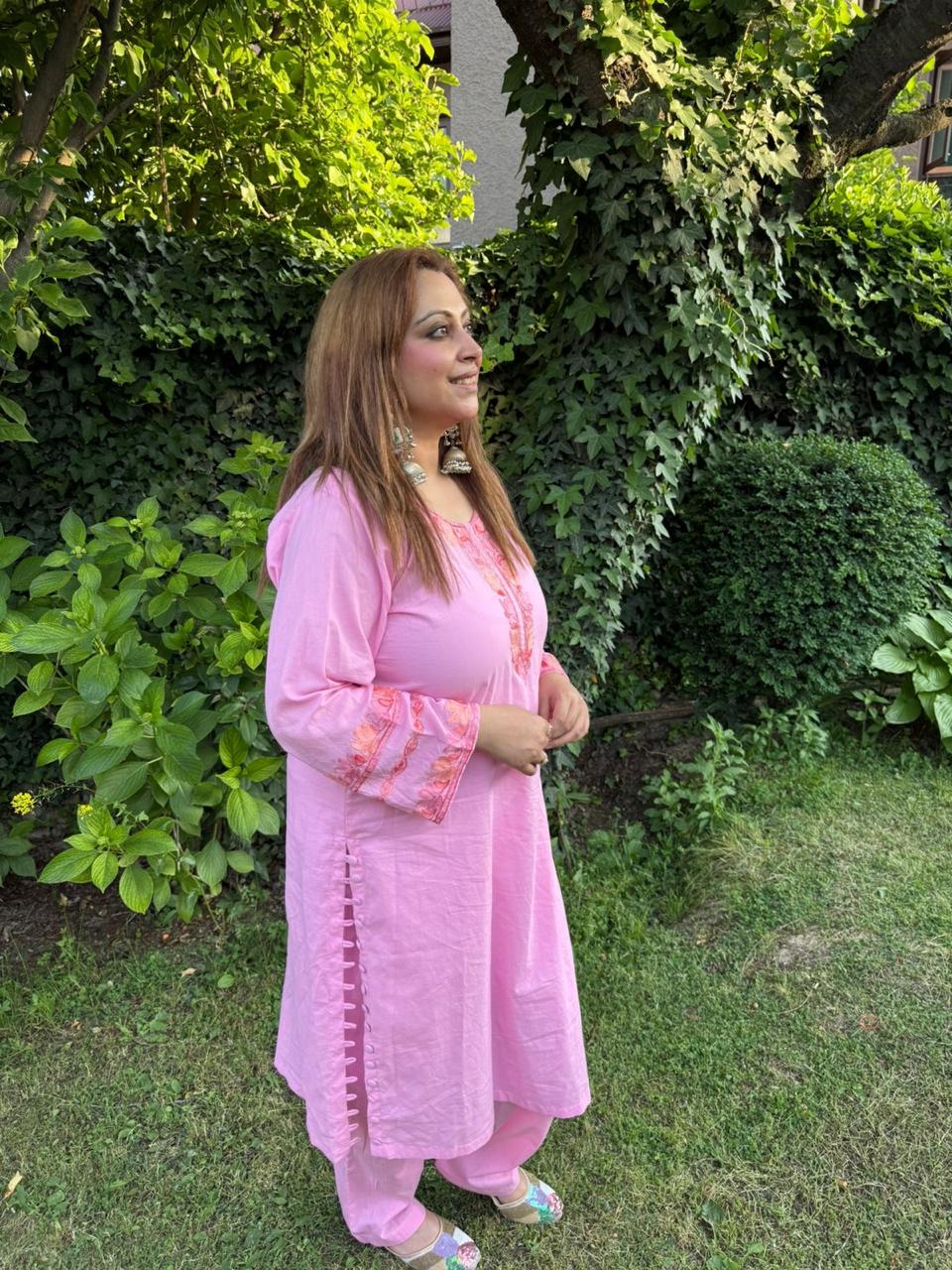 2-Piece Bubblegum Pink Aari Suit with Sleeve Panel Work & Side Slit Button Detailing