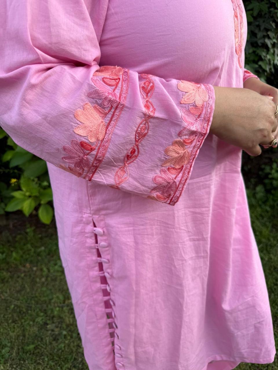 2-Piece Bubblegum Pink Aari Suit with Sleeve Panel Work & Side Slit Button Detailing