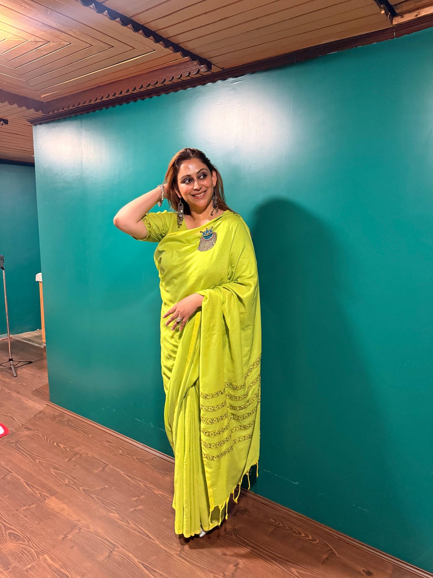 Cotton Neon Green Pre-Draped Aari Saree with Attached Blouse Fabric